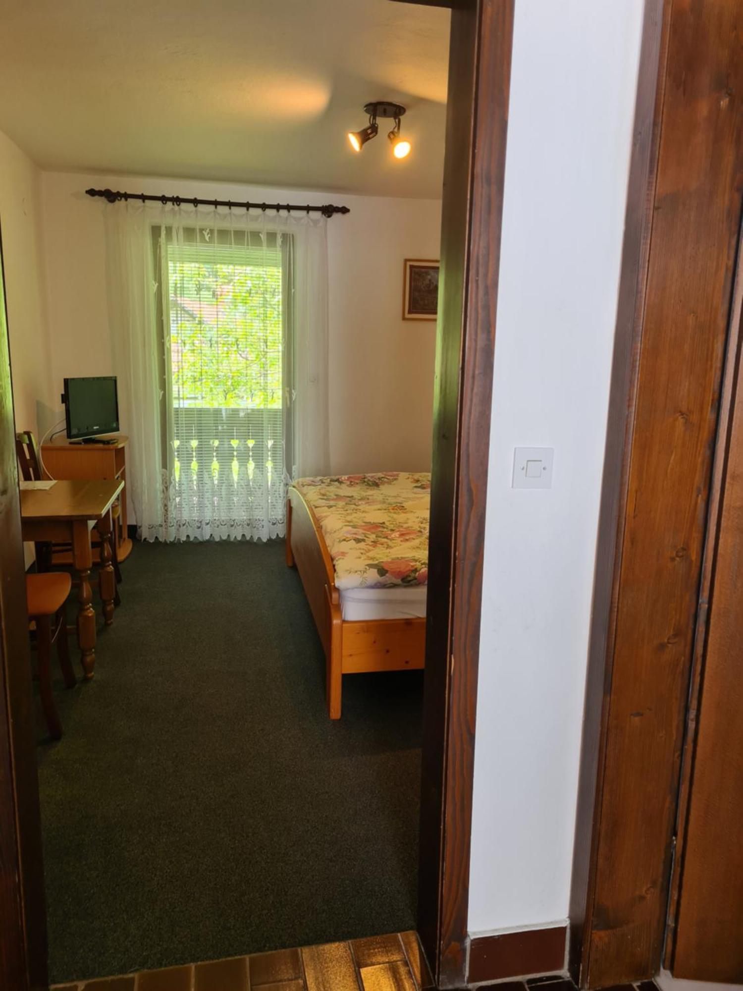 Gostilna Batist Bed & Breakfast Bohinjska Bela Bilik gambar