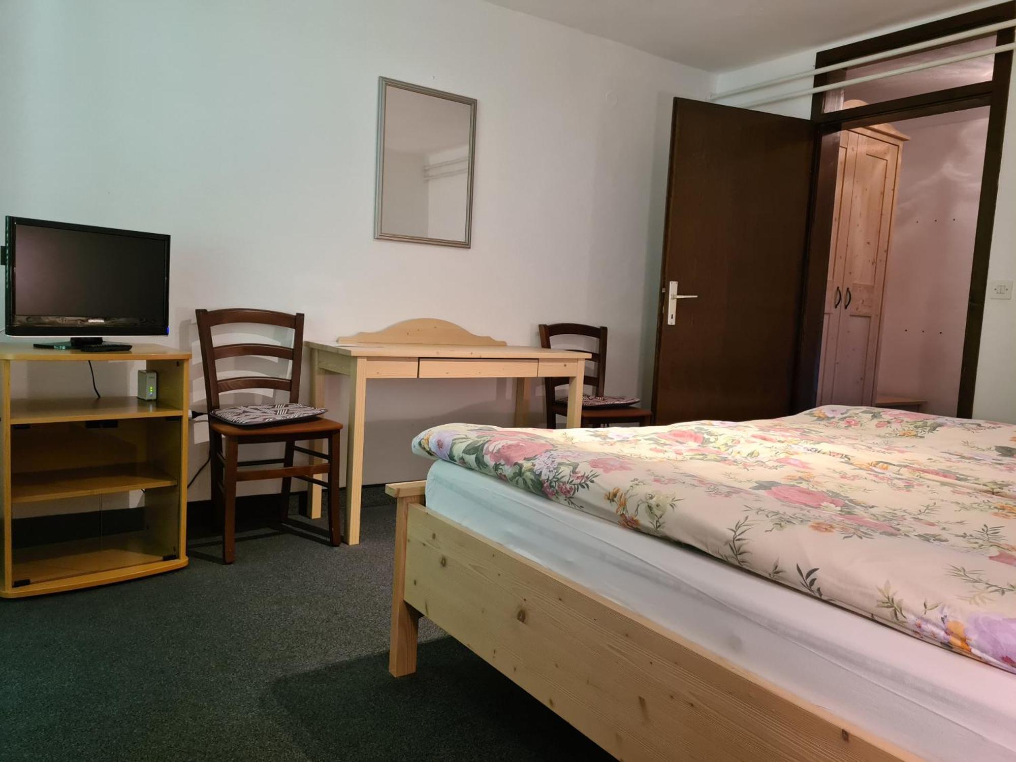 Gostilna Batist Bed & Breakfast Bohinjska Bela Bilik gambar